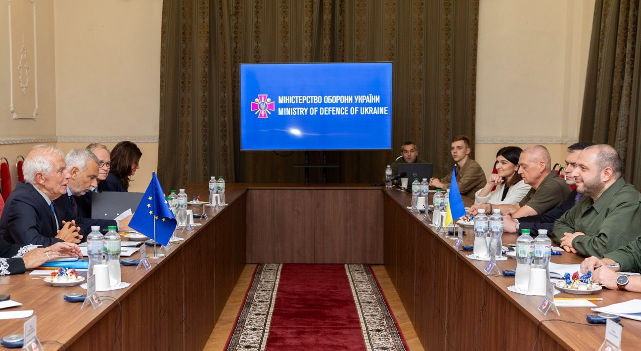 Жозеп Боррель встретился с Рустемом Умеровым. Фото: Twitter/JosepBorrellF